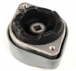 STRUT MOUNTING